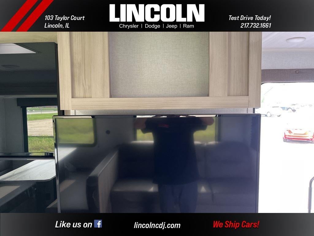 2024 Silver Lake EAST TO WEST Camper