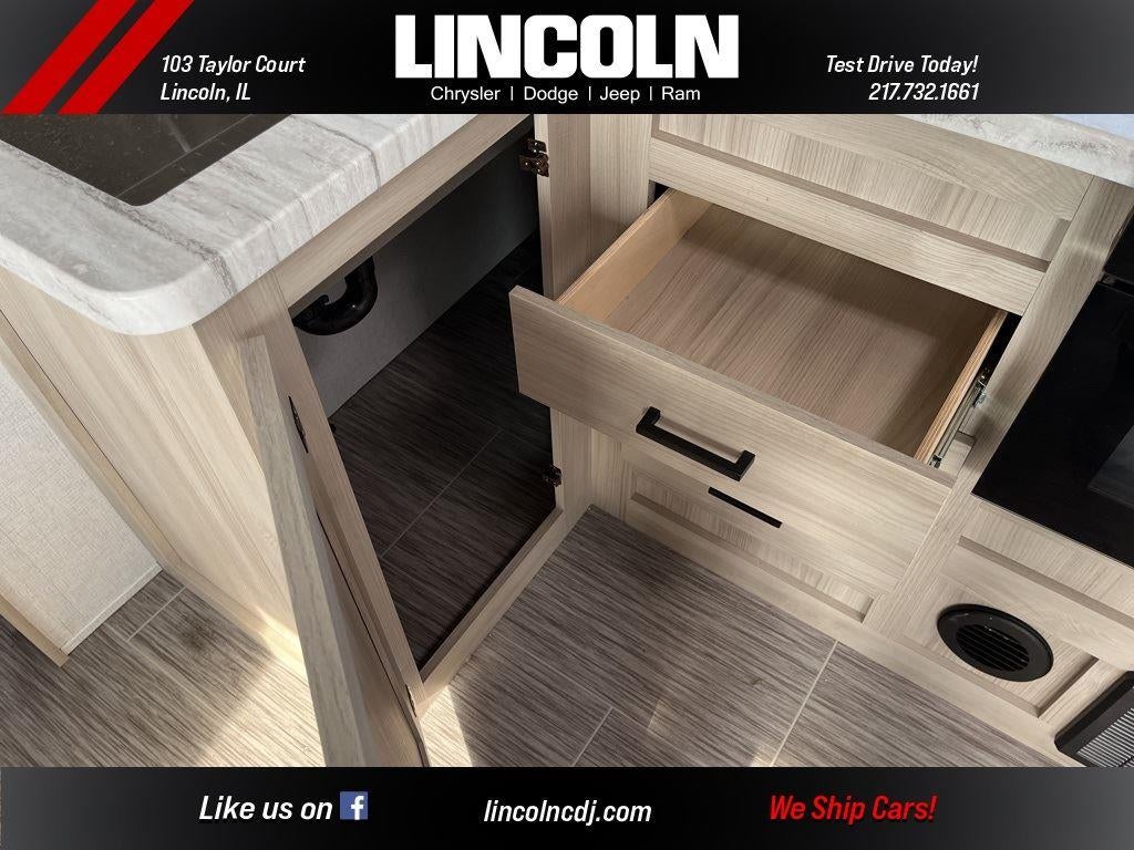 2024 Silver Lake EAST TO WEST Camper