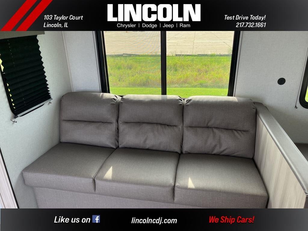 2024 Silver Lake EAST TO WEST Camper