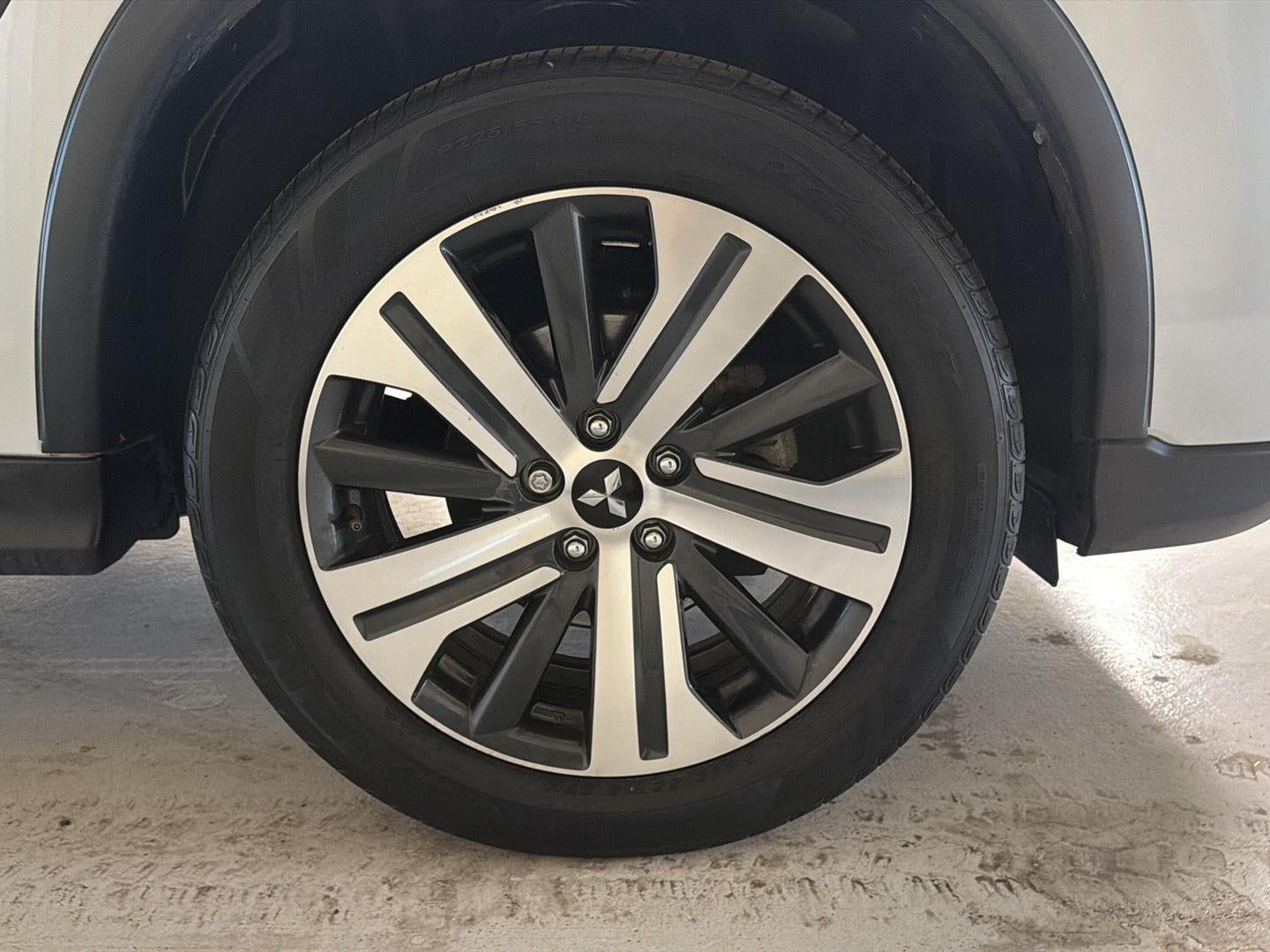 2023 Mitsubishi Outlander Sport ES