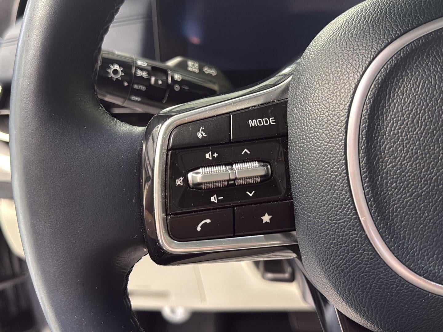 2025 Kia Carnival SX Prestige