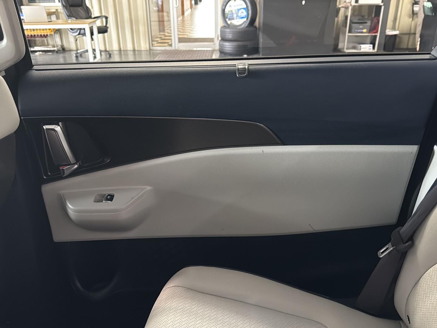 2025 Kia Carnival SX Prestige