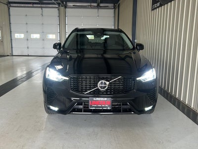 2023 Volvo XC60 Plus Dark Theme