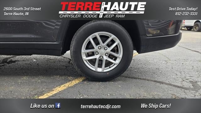 2024 Jeep Grand Cherokee L Laredo