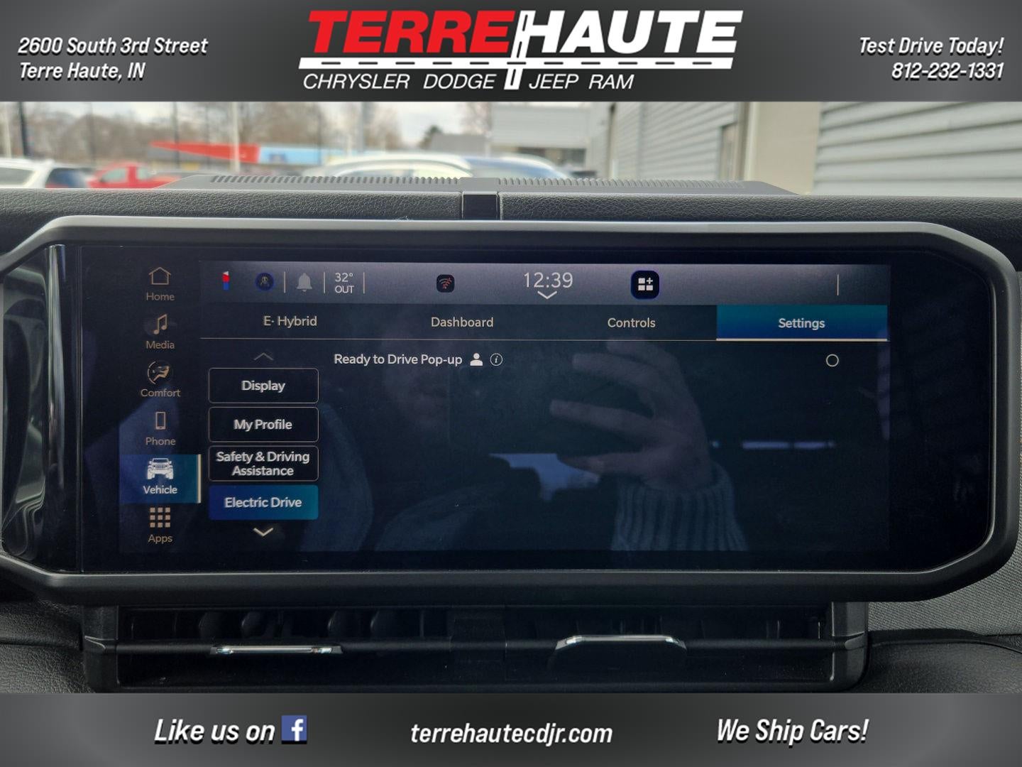 2025 Jeep Wrangler 4xe Willys