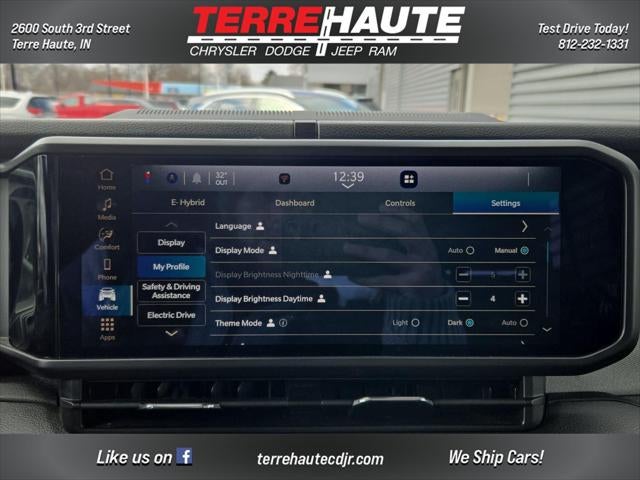 2025 Jeep Wrangler 4xe Willys