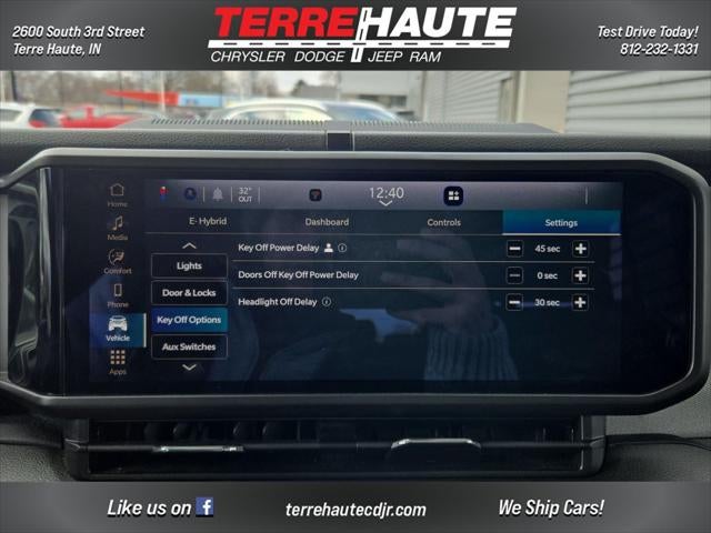 2025 Jeep Wrangler 4xe Willys