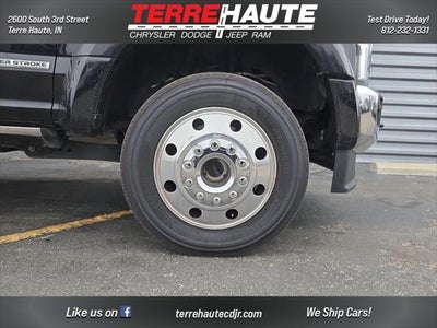 2022 Ford Super Duty F-450 DRW Lariat