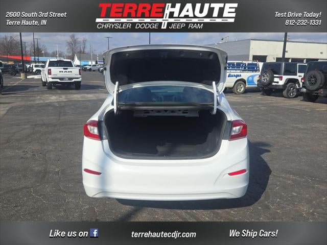 2018 Chevrolet Cruze LS