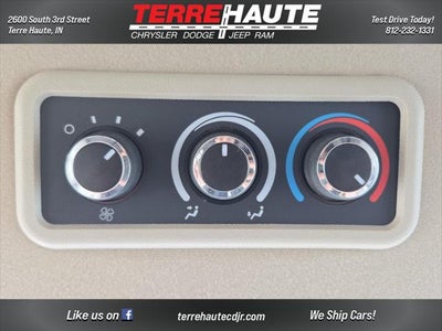 2023 GMC Savana Passenger LS