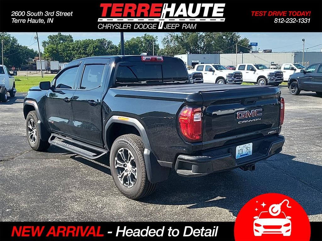 2024 GMC Canyon 4WD AT4