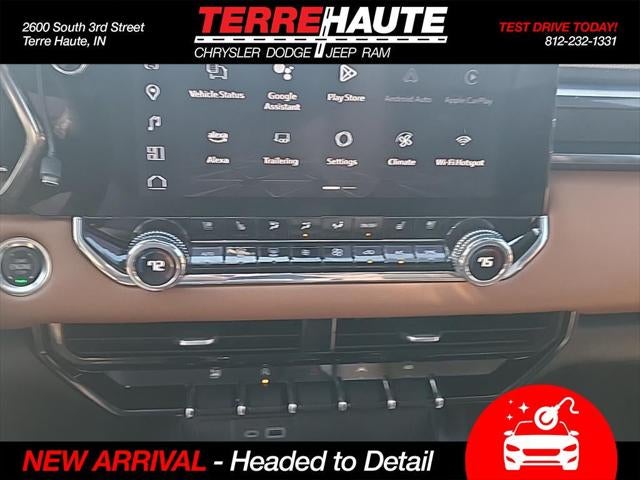 2024 GMC Canyon 4WD AT4