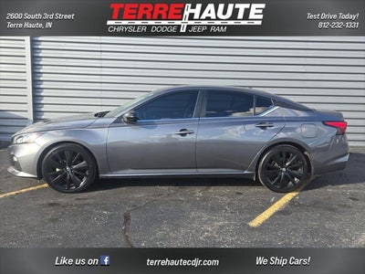 2022 Nissan Altima 2.5 SR