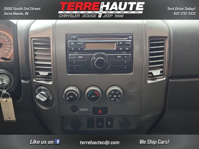 2012 Nissan Titan SV