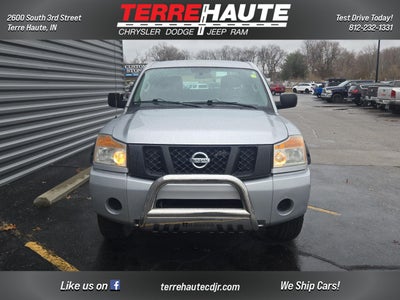 2012 Nissan Titan SV