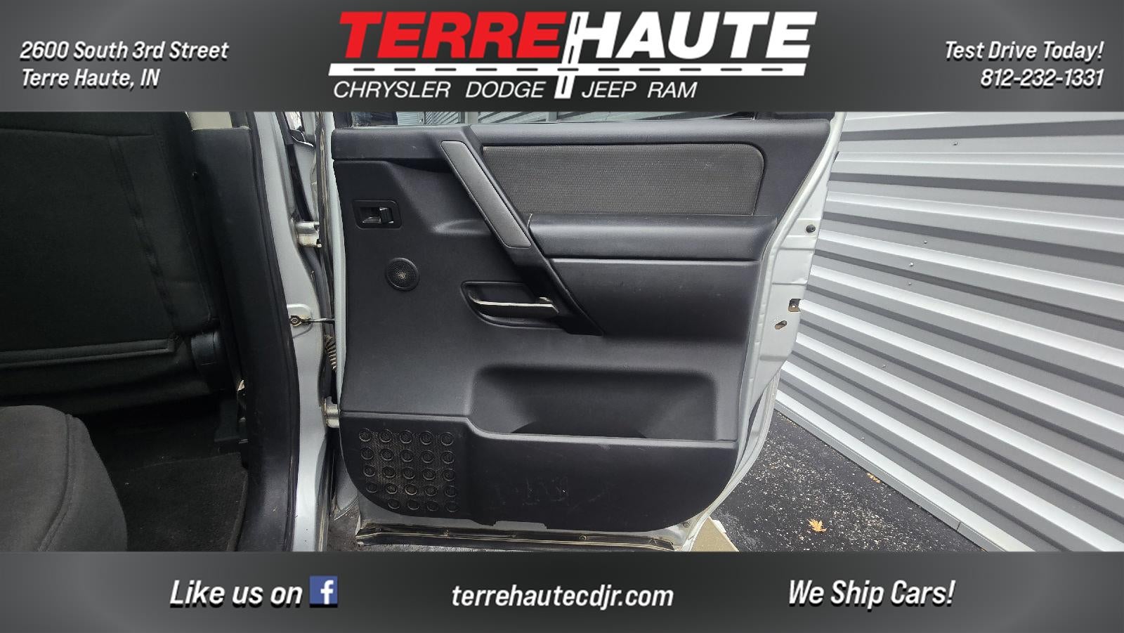 2012 Nissan Titan SV