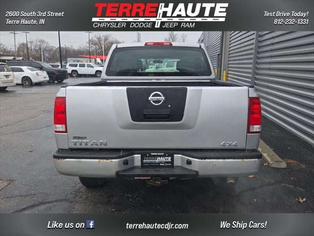 2012 Nissan Titan SV