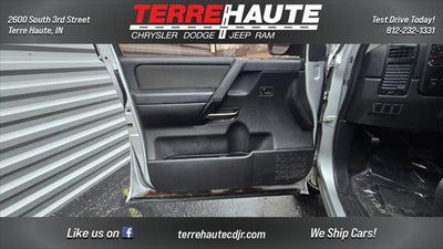 2012 Nissan Titan SV