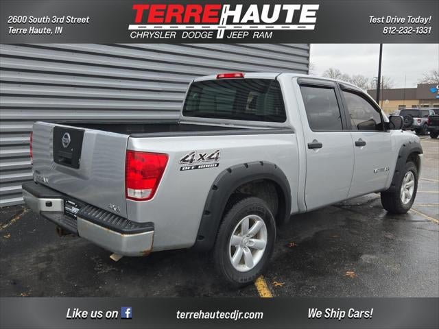 2012 Nissan Titan SV