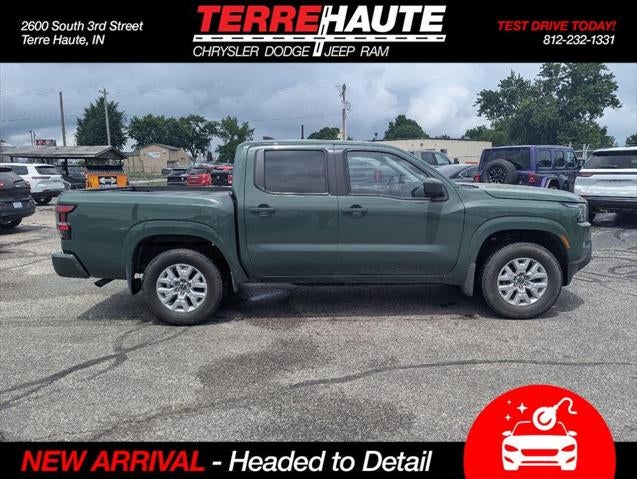 2024 Nissan Frontier SV