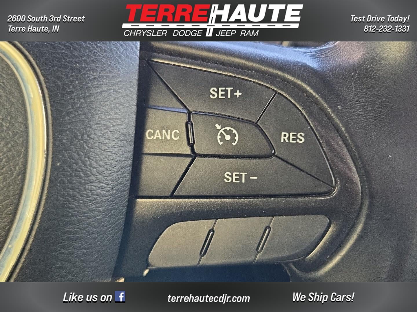 2015 Dodge Challenger SXT