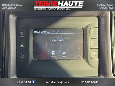 2015 Dodge Challenger SXT