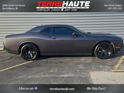 2015 Dodge Challenger SXT