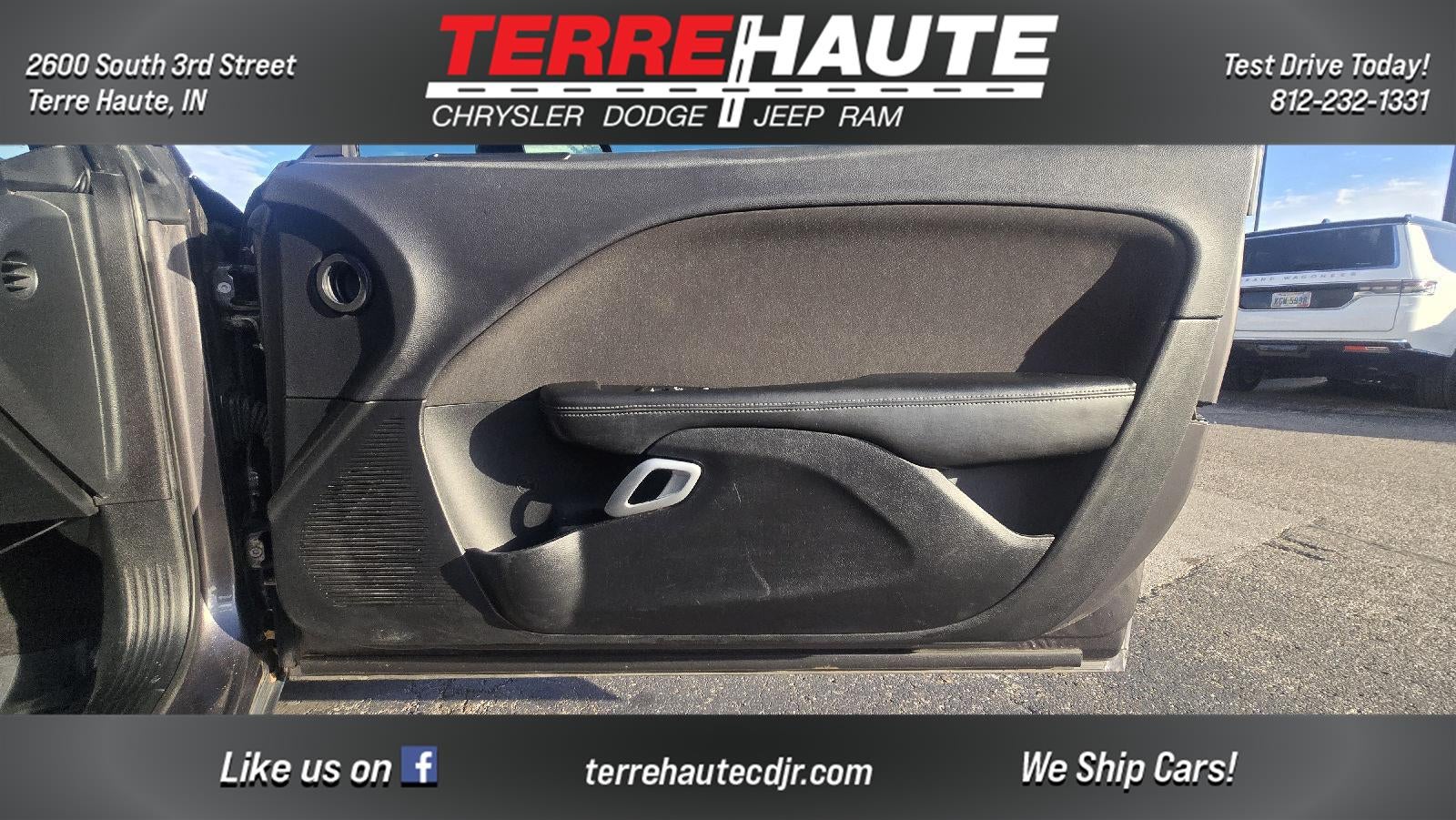 2015 Dodge Challenger SXT