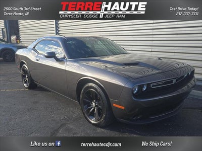 2015 Dodge Challenger SXT