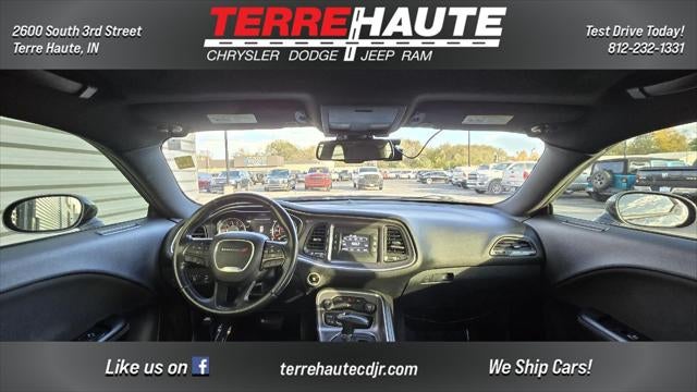 2015 Dodge Challenger SXT