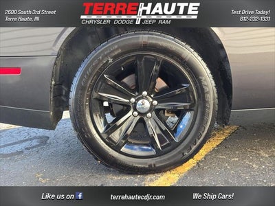 2015 Dodge Challenger SXT