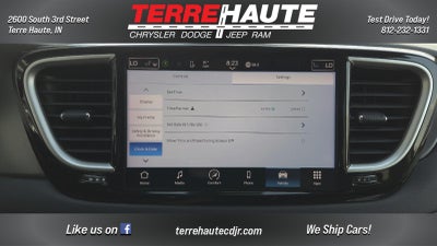 2023 Chrysler Pacifica Touring L