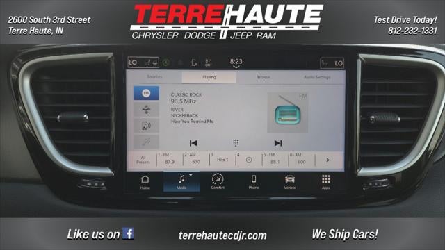 2023 Chrysler Pacifica Touring L