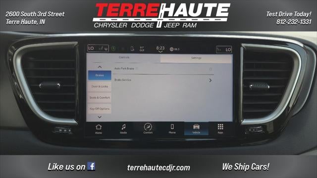 2023 Chrysler Pacifica Touring L