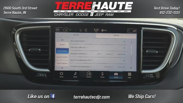 2023 Chrysler Pacifica Touring L