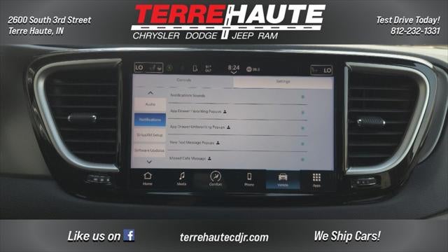 2023 Chrysler Pacifica Touring L