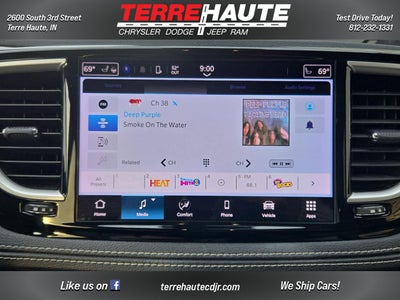 2022 Chrysler Pacifica Touring L