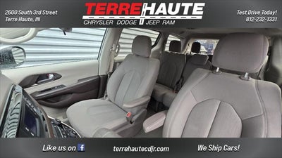 2017 Chrysler Pacifica LX