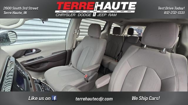 2017 Chrysler Pacifica LX