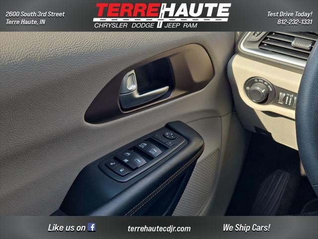 2017 Chrysler Pacifica Touring