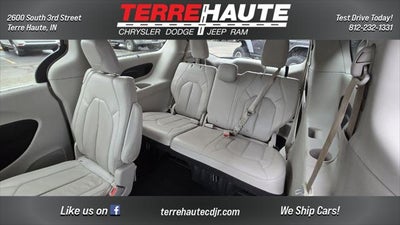 2017 Chrysler Pacifica Touring-L Plus