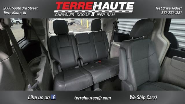 2012 Volkswagen Routan SE