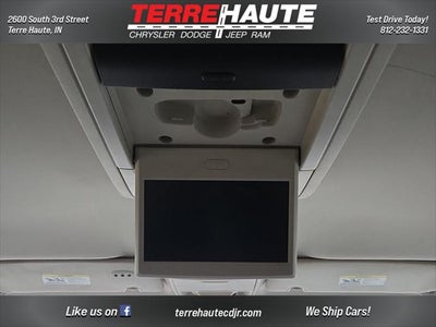 2012 Volkswagen Routan SE