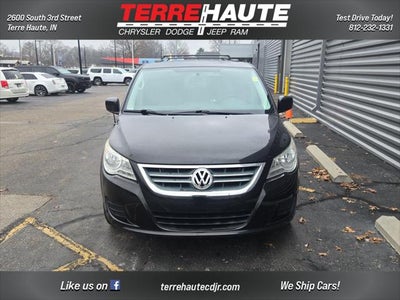2012 Volkswagen Routan SE