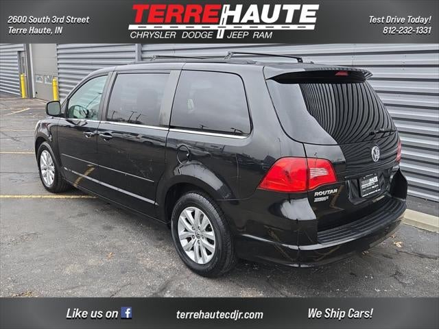 2012 Volkswagen Routan SE