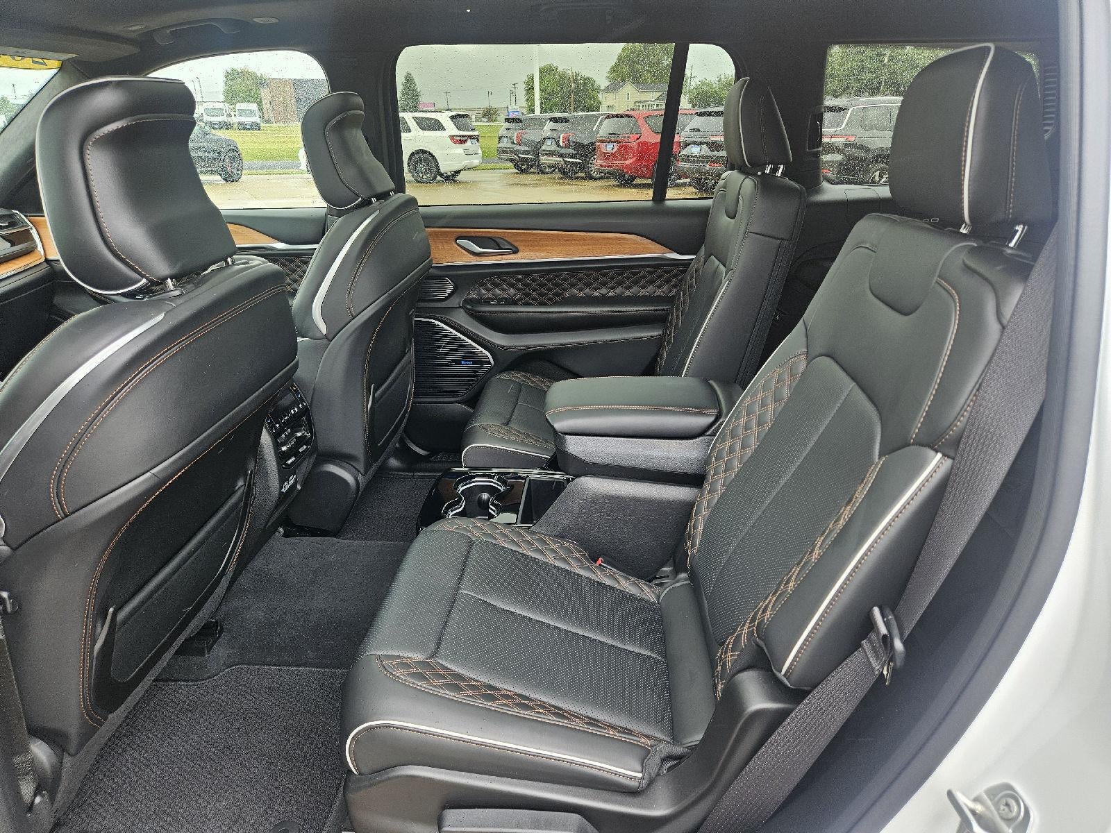 2023 Jeep Grand Cherokee L Summit Reserve