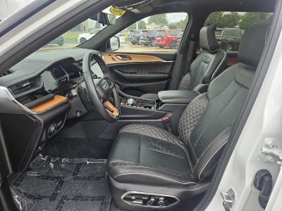 2023 Jeep Grand Cherokee L Summit Reserve