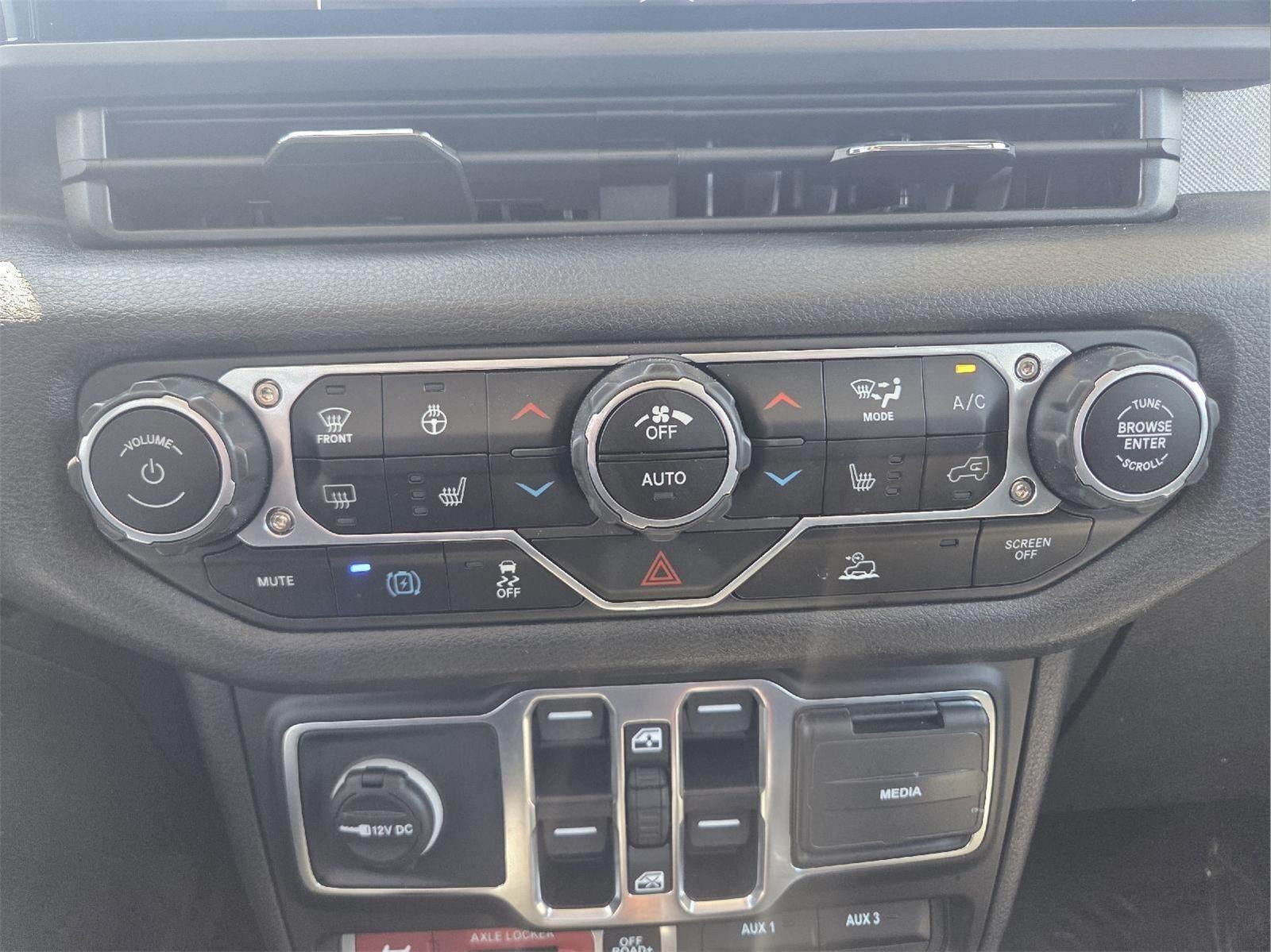 2025 Jeep Wrangler 4xe Willys