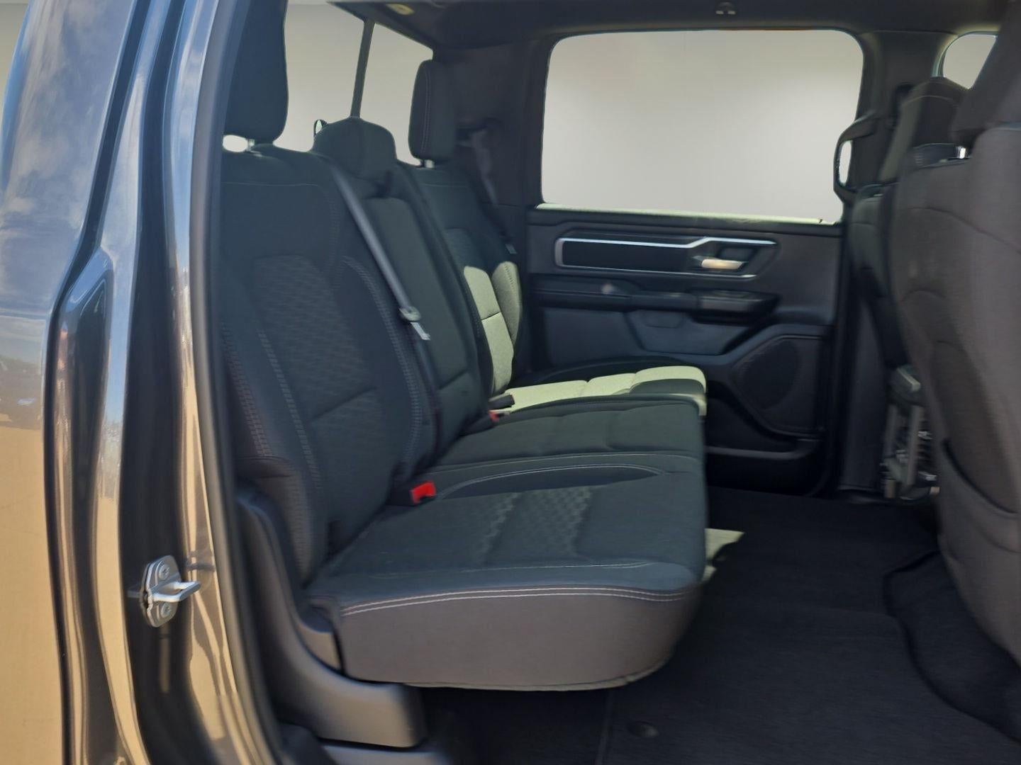 2025 RAM 1500 BIG HORN 4X4 CREW CAB 5'7