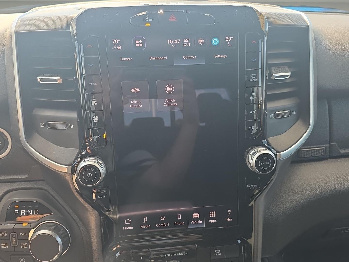 2025 RAM 1500 BIG HORN 4X4 CREW CAB 5'7